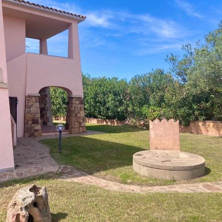 Iss Travel, Le Carrube Two Bedrooms Apartments With Air Conditioning San Teodoro  Bagian luar foto