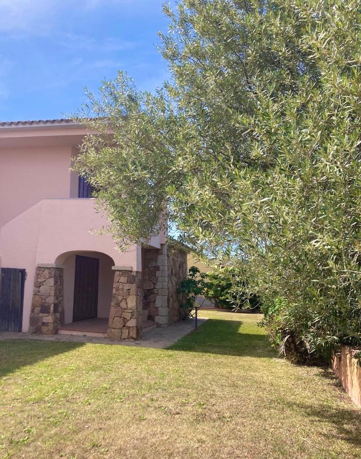 Iss Travel, Le Carrube Two Bedrooms Apartments With Air Conditioning San Teodoro  Bagian luar foto
