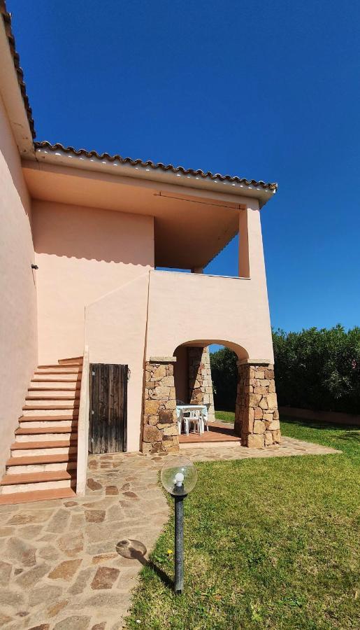 Iss Travel, Le Carrube Two Bedrooms Apartments With Air Conditioning San Teodoro  Bagian luar foto
