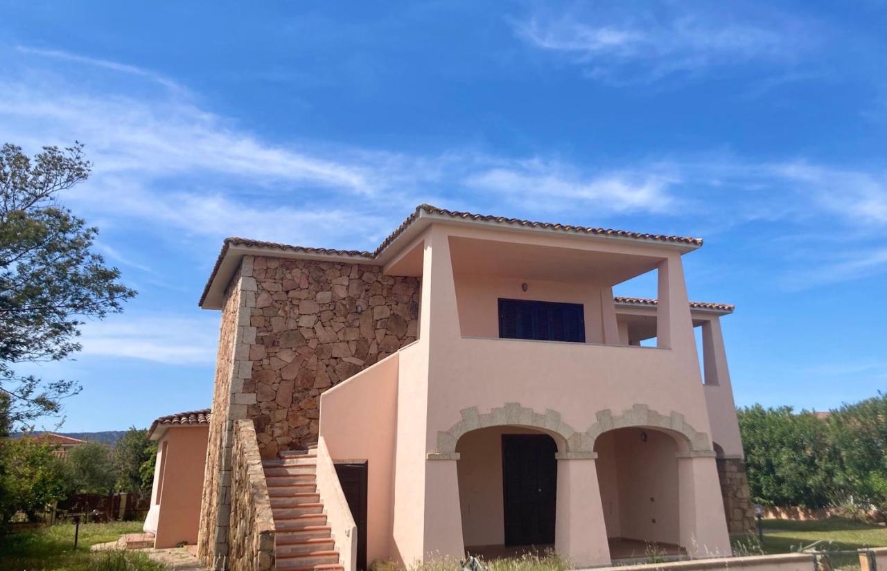 Iss Travel, Le Carrube Two Bedrooms Apartments With Air Conditioning San Teodoro  Bagian luar foto
