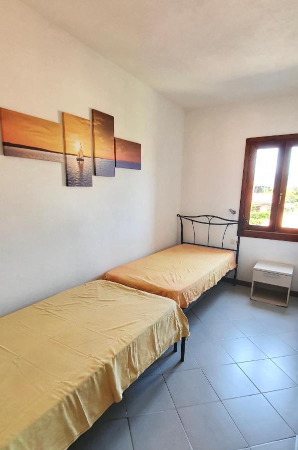 Iss Travel, Le Carrube Two Bedrooms Apartments With Air Conditioning San Teodoro  Bagian luar foto